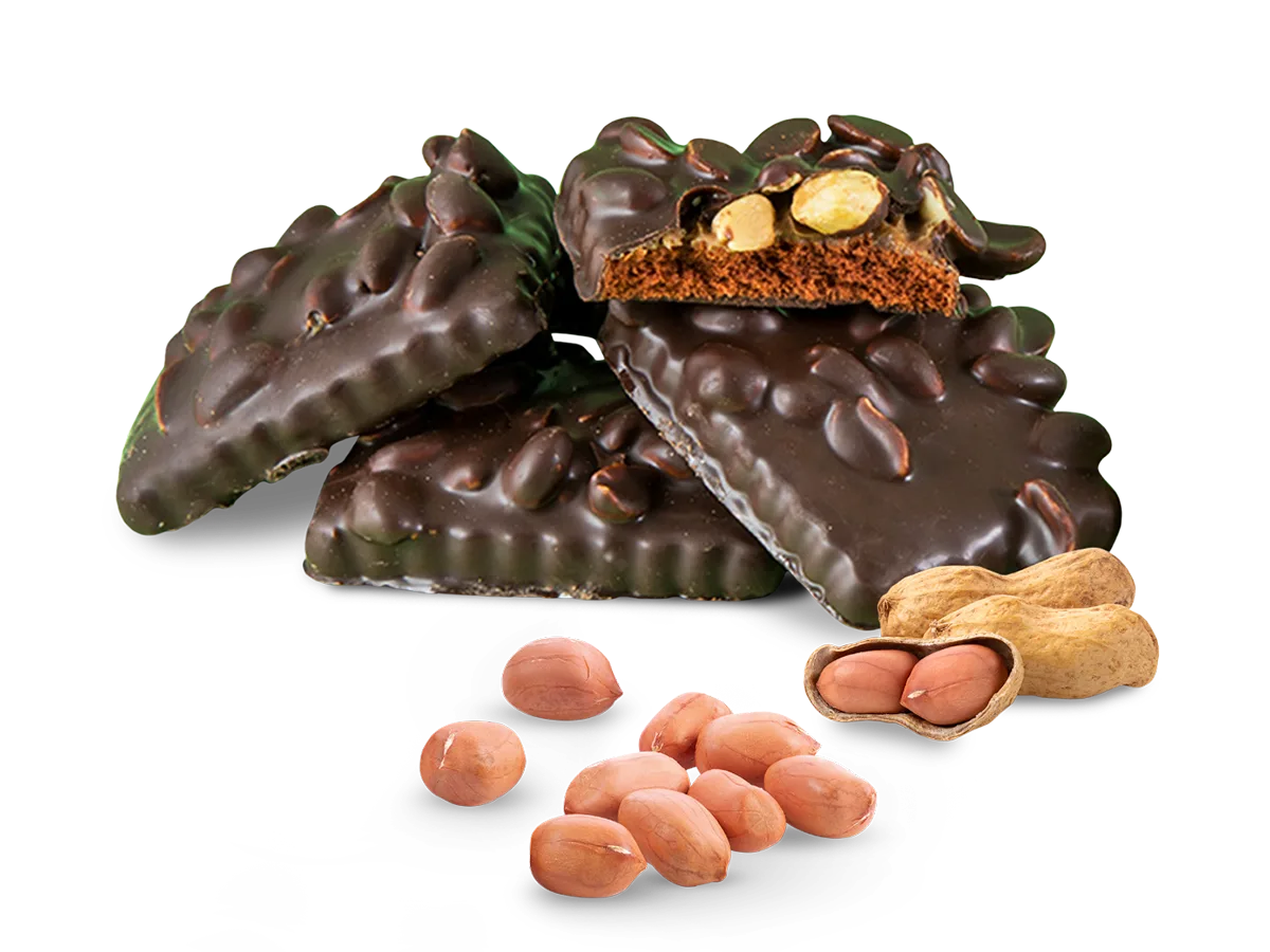 Десерт с арахисом в тёмной глазури