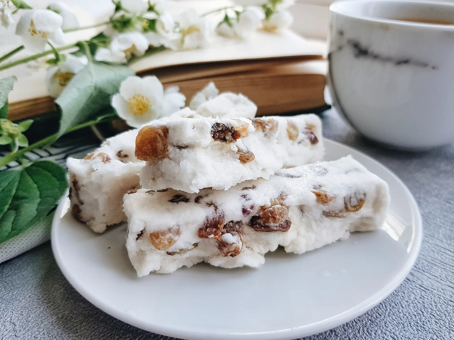 Лукум с изюмом