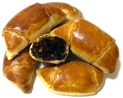 Рогалики с черносливом